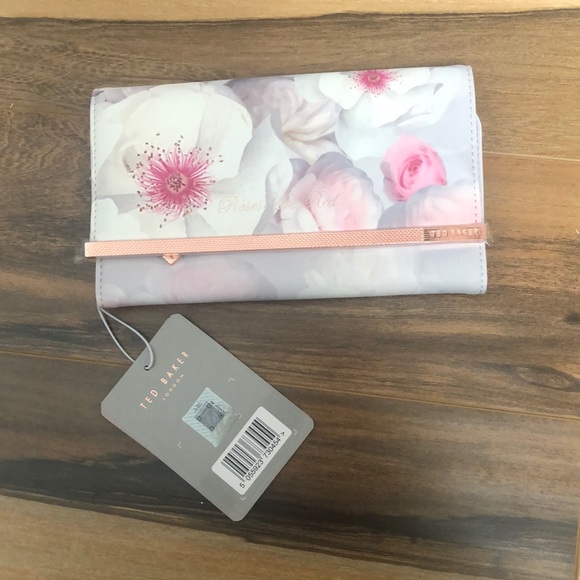 Ted Baker Accessories - NWT Ted Baker Jewelry organizer